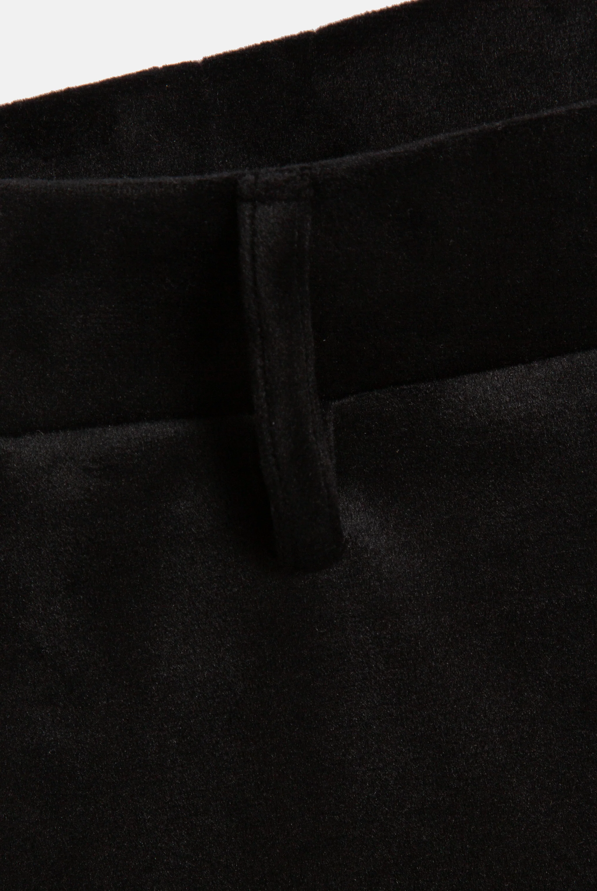 BLACK DIAMANTÉ CLASSIC VELOUR CAPRI PANTS - Image 8