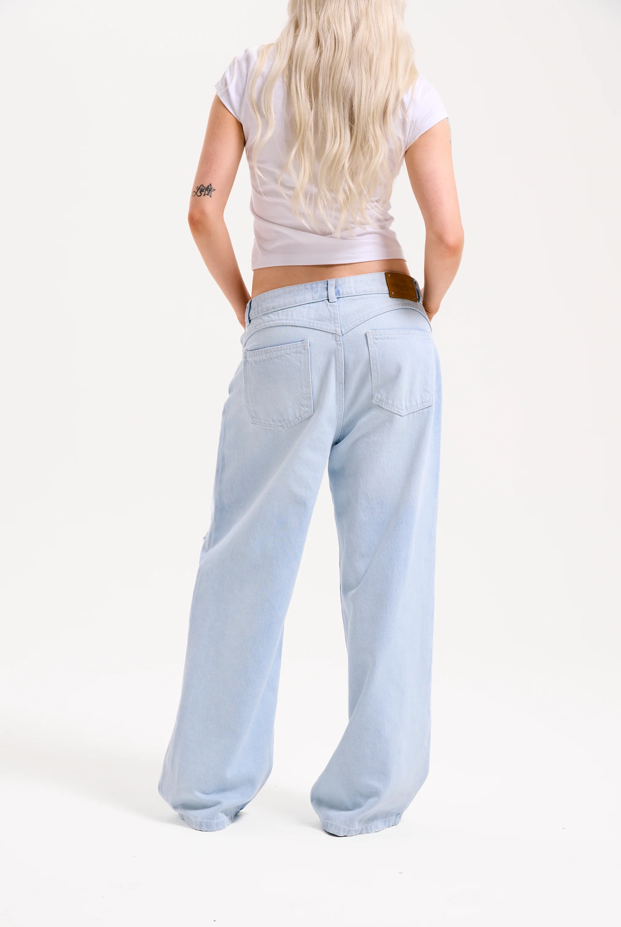 BLEACHED DENIM DISTRESSED WIDE LEG JEANS - Image 7