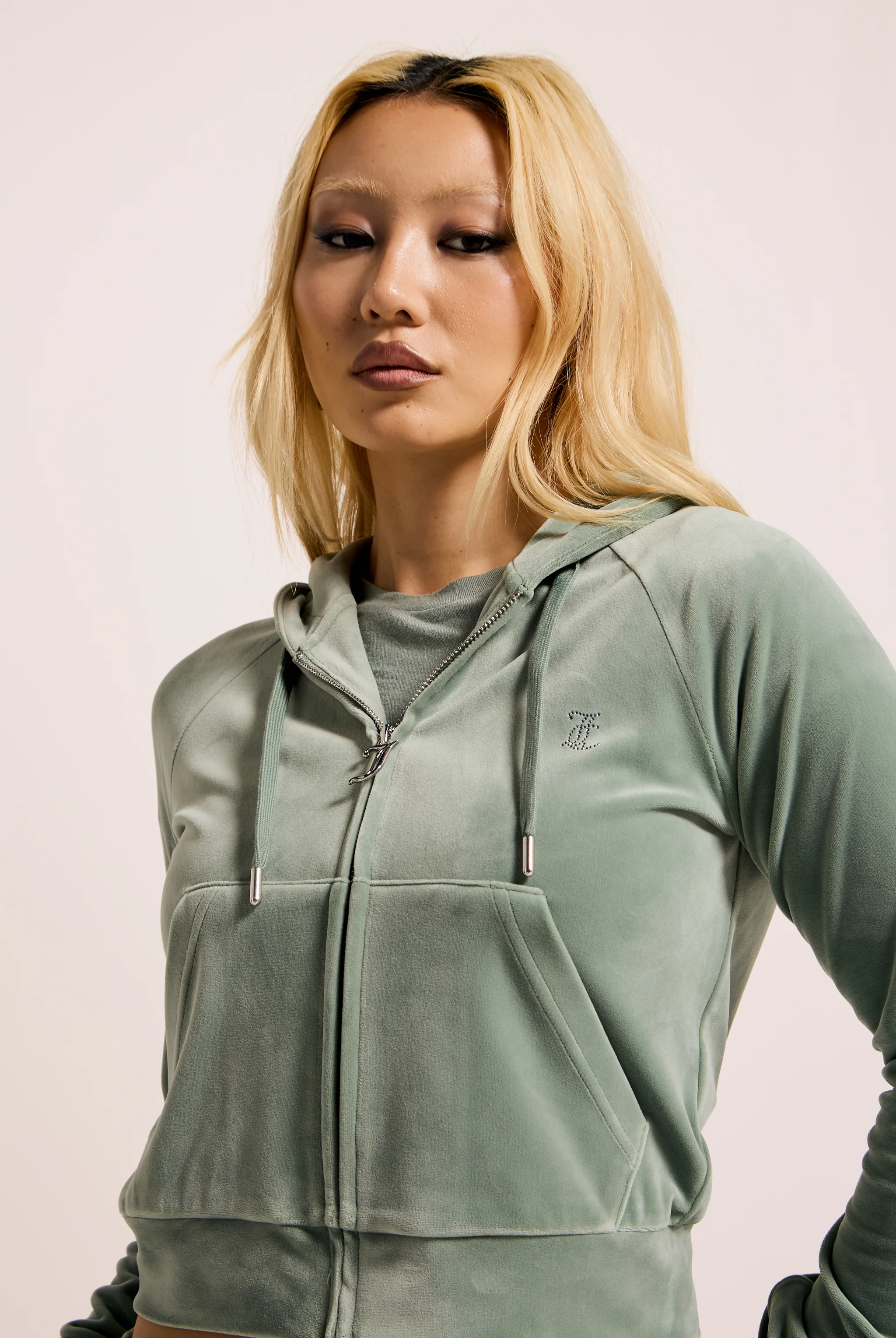 CHINOIS GREEN DIAMANTÉ VELOUR ZIP-THROUGH HOODIE - Image 7
