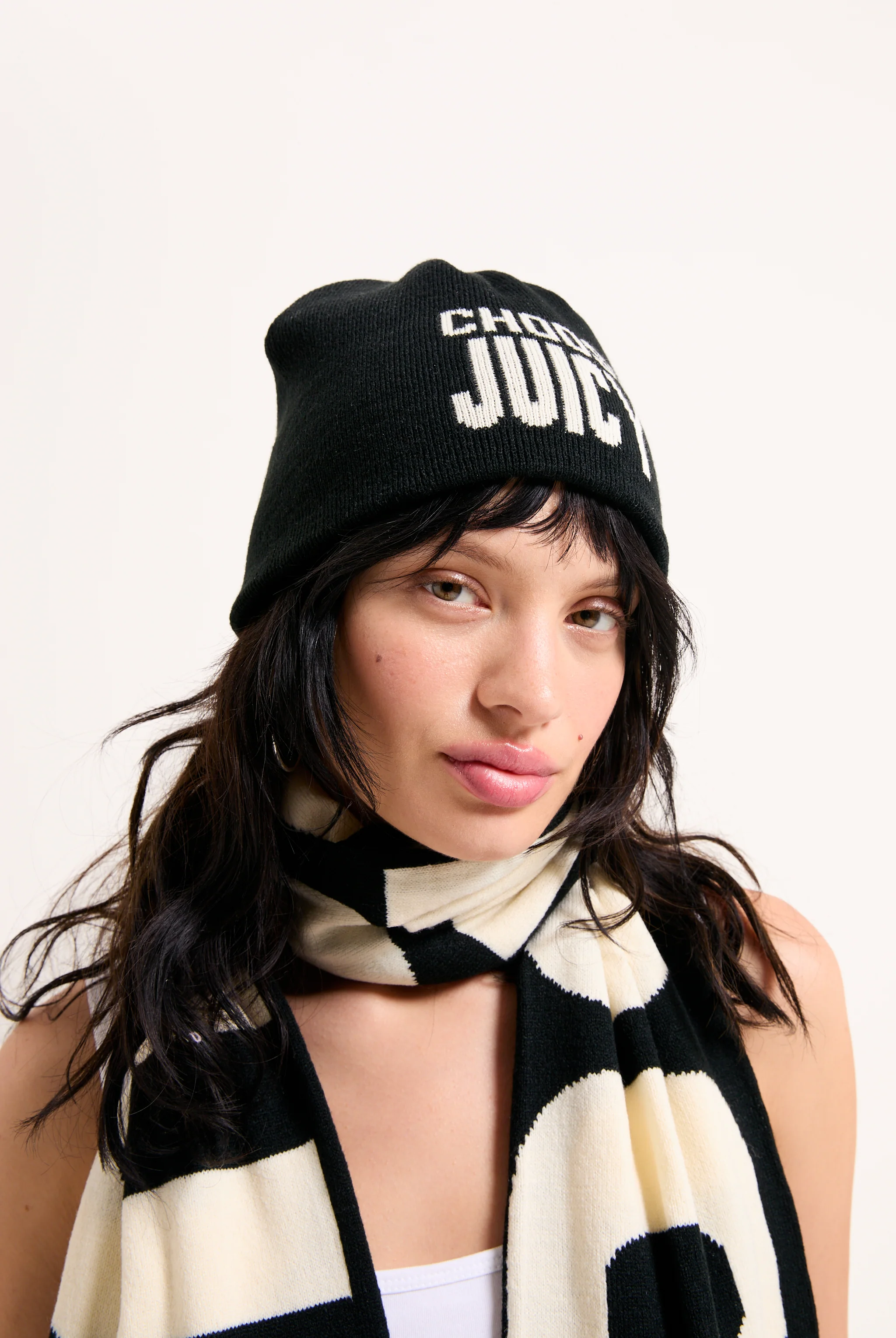 CHOOSE JUICY KNITTED SCARF / BEANIE SET - Image 7