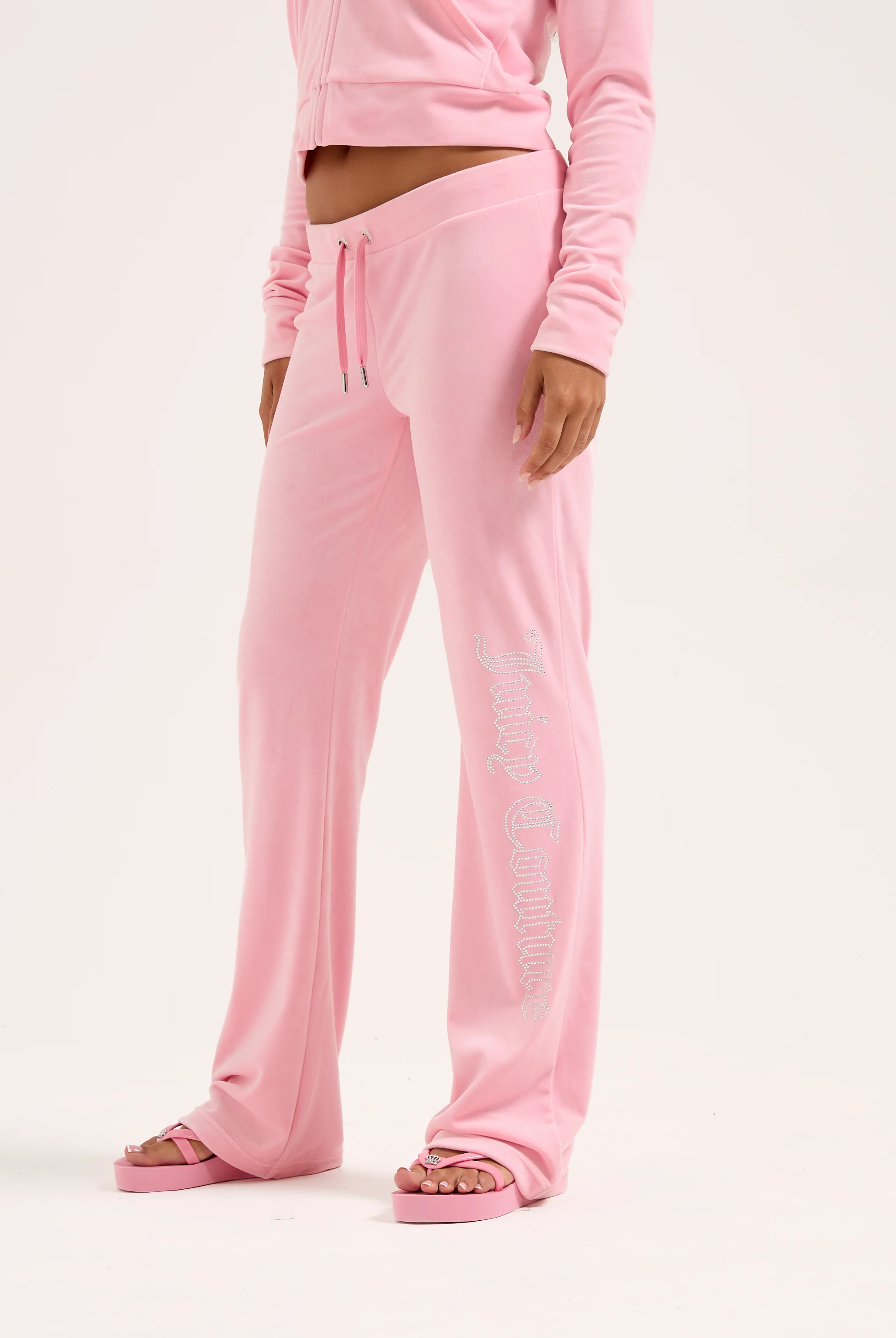 JUICY PINK OUTLINE DIAMANTÉ CLASSIC VELOUR LOW RISE  PANT - Image 7
