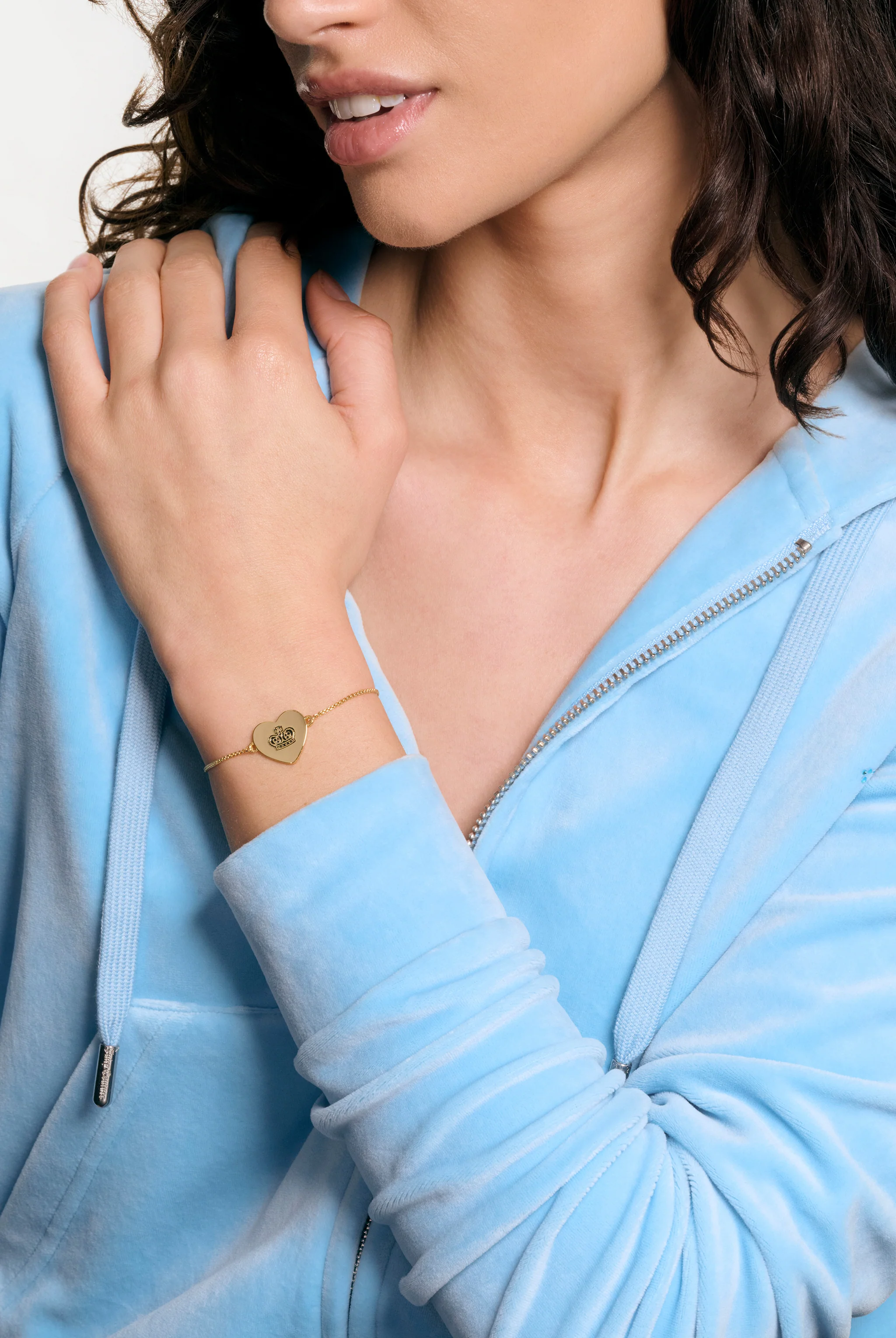 GOLD TONE JUICY COUTURE REVERSIBLE HEART ADJUSTABLE BRACELET - Image 3