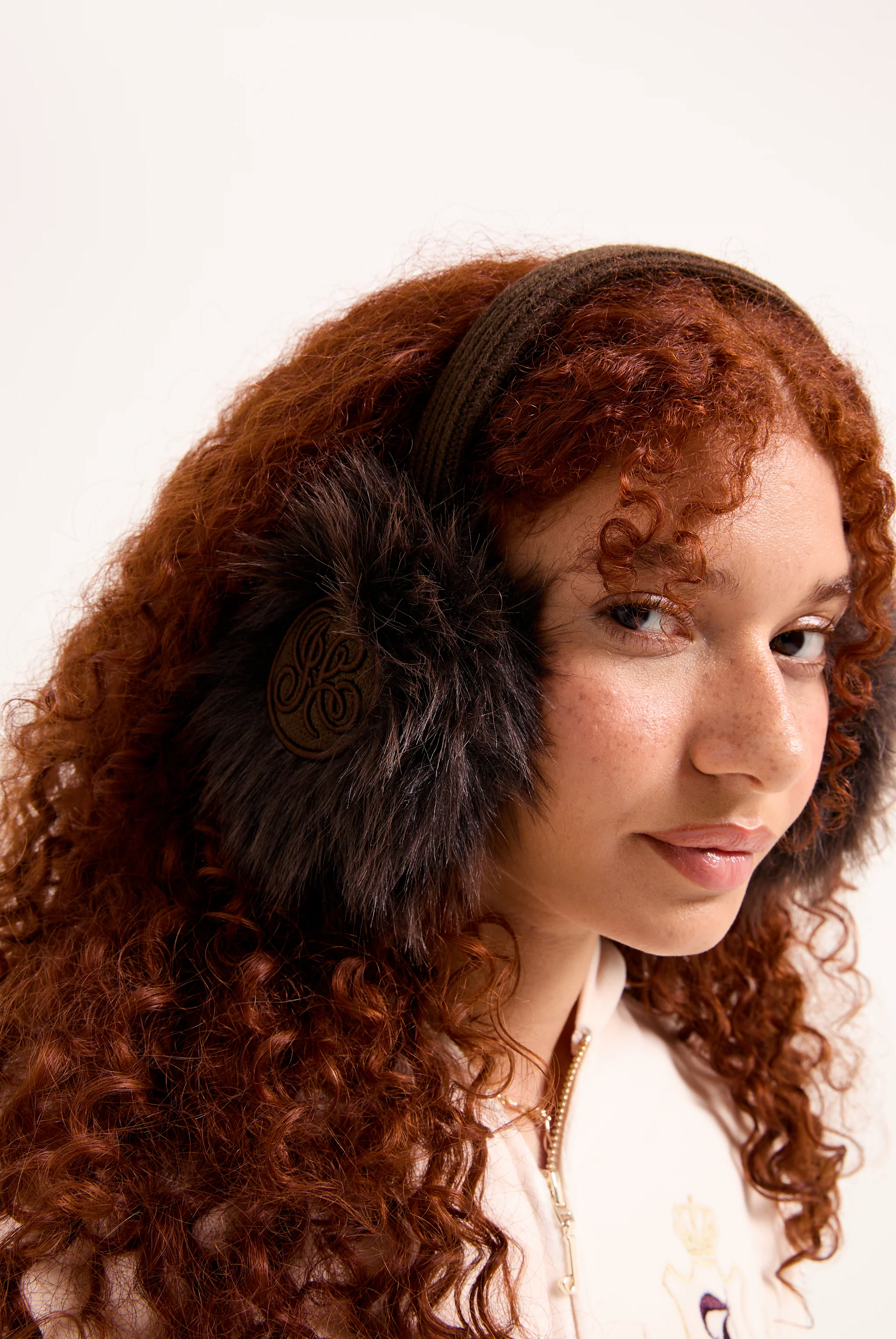 BROWN FAUX FUR EARMUFFS - Image 3