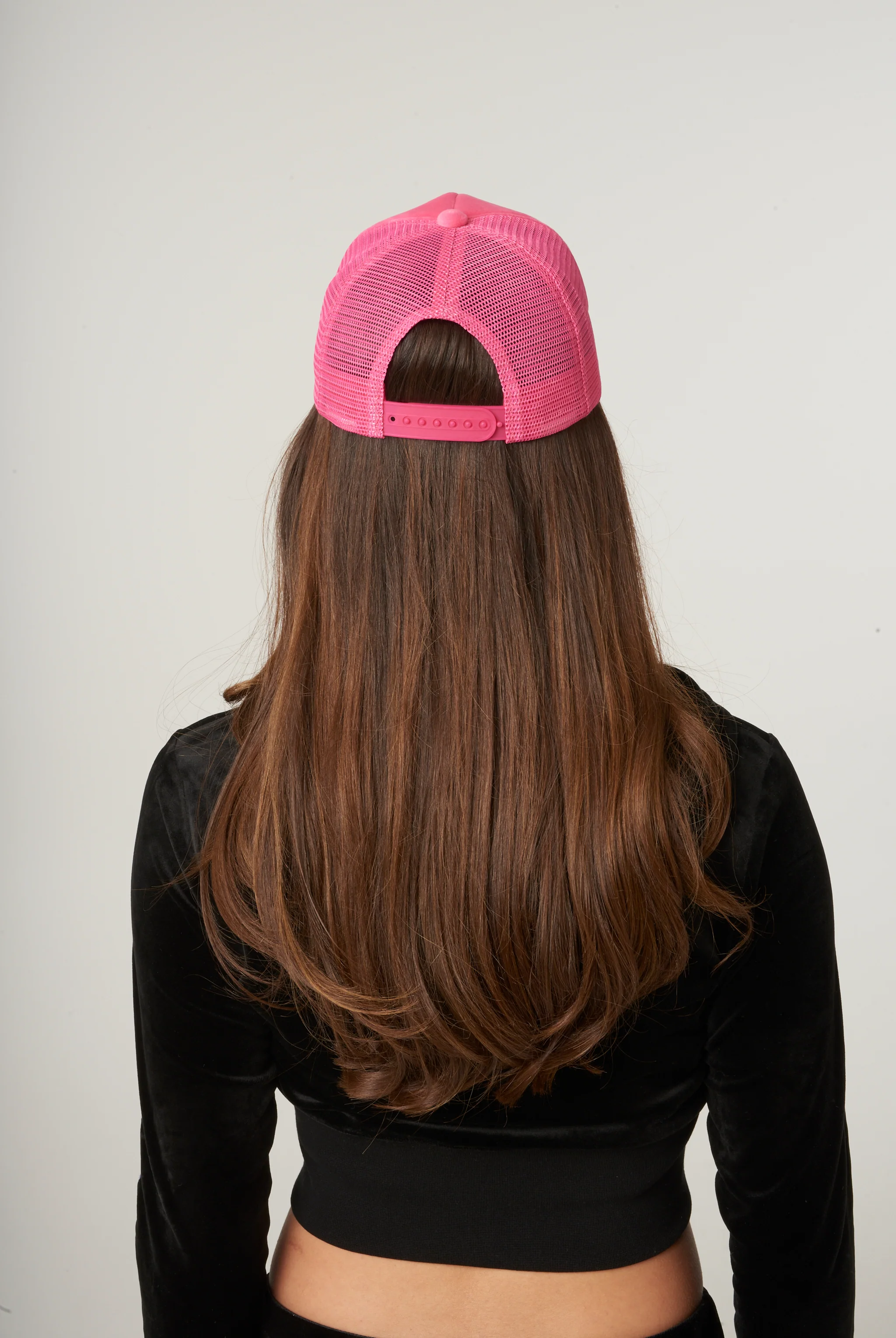 HOT PINK ROSE EMBROIDERED VELOUR TRUCKER CAP - Image 4