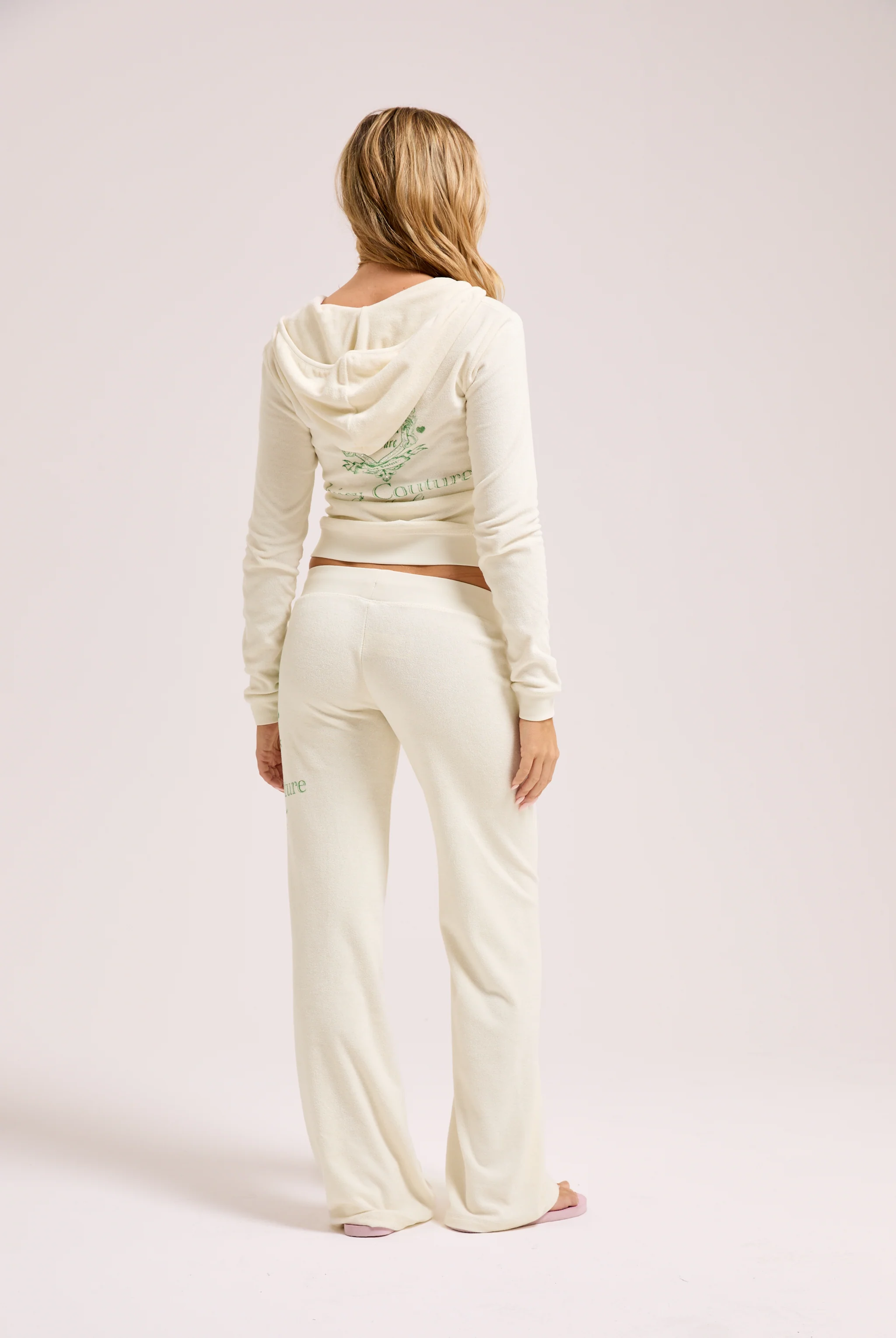 MARSHMALLOW TOWELLING CHATEAU HOODIE - Image 9
