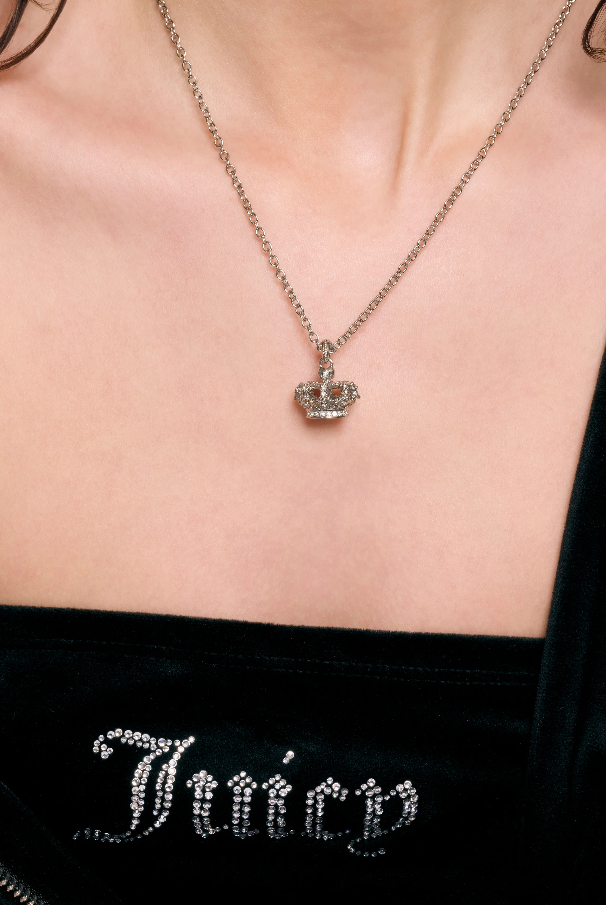 SILVER TONE CRYSTAL HERITAGE CROWN PENDANT NECKLACE