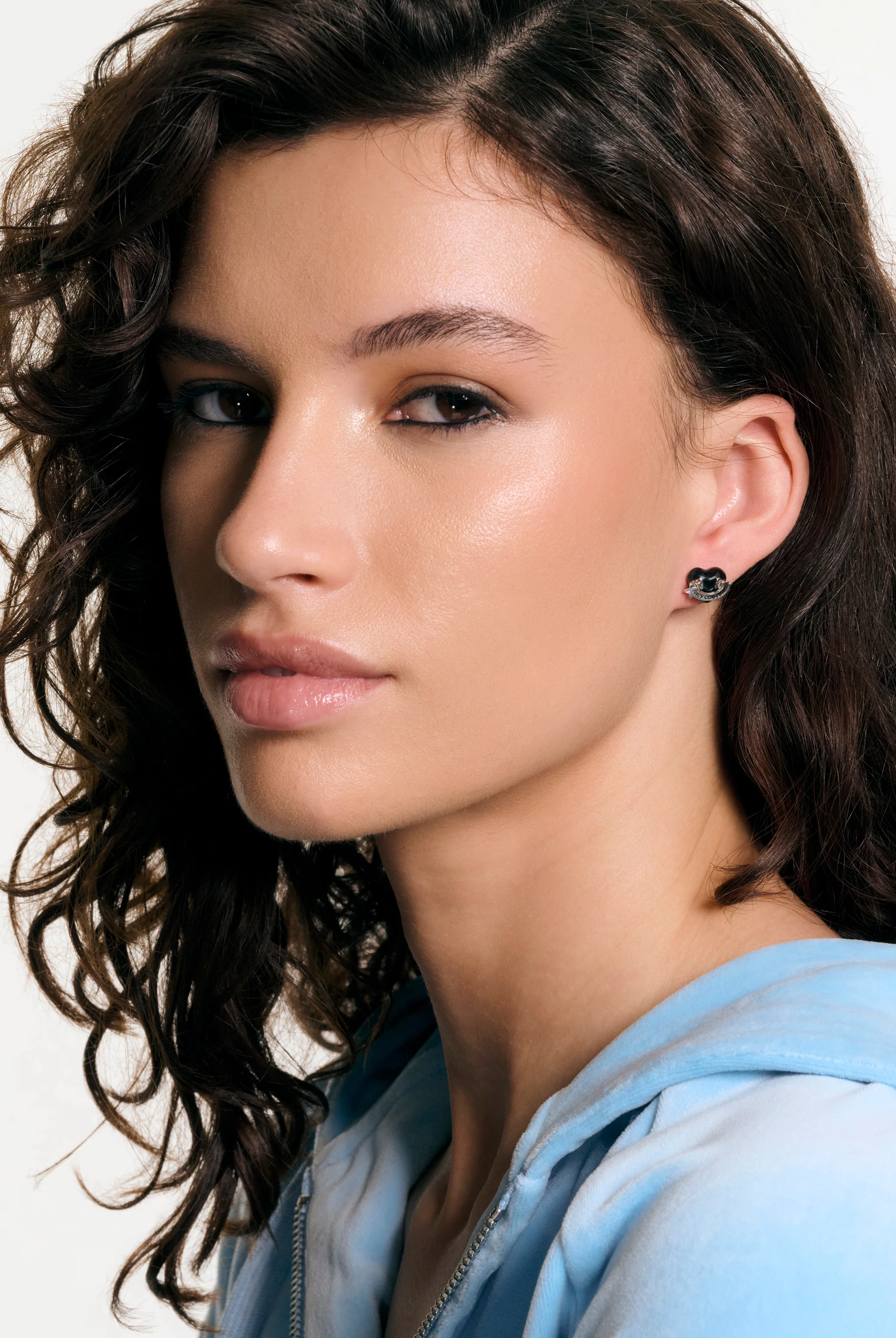 SILVER TONE ENAMEL ICON HEART STUD EARRINGS - Image 3