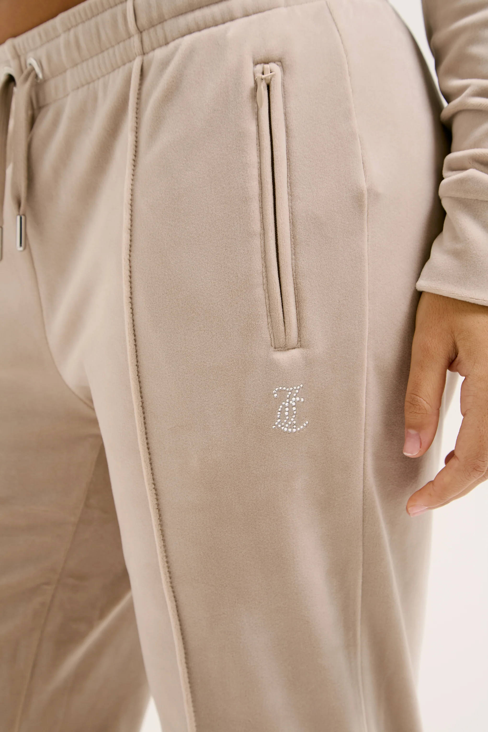 STRING VELOUR DIAMANTÉ TRACKSUIT BOTTOM - Image 5