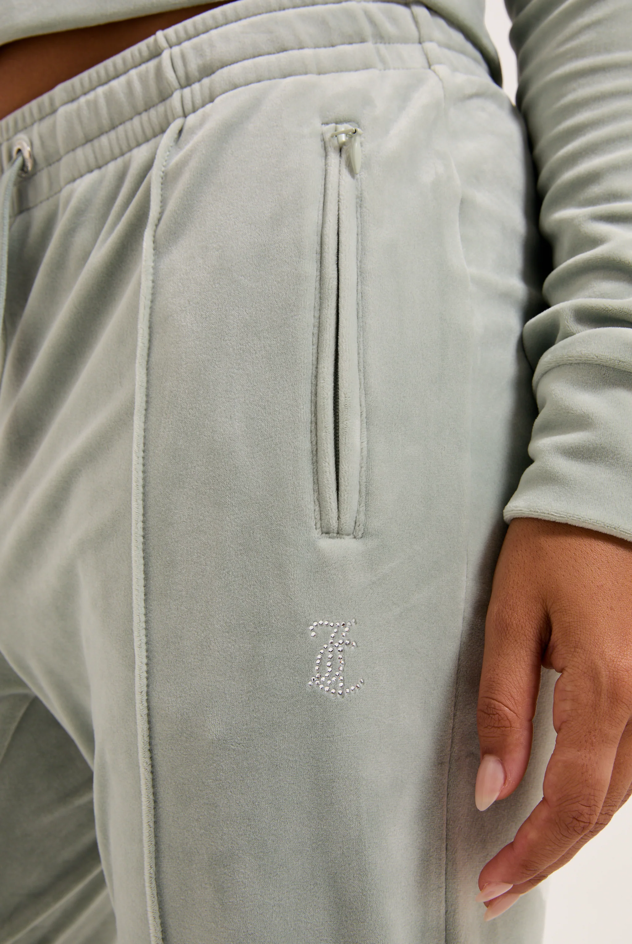 PURITAN GREY VELOUR OUTLINE DIAMANTÉ TRACKSUIT BOTTOM - Image 4