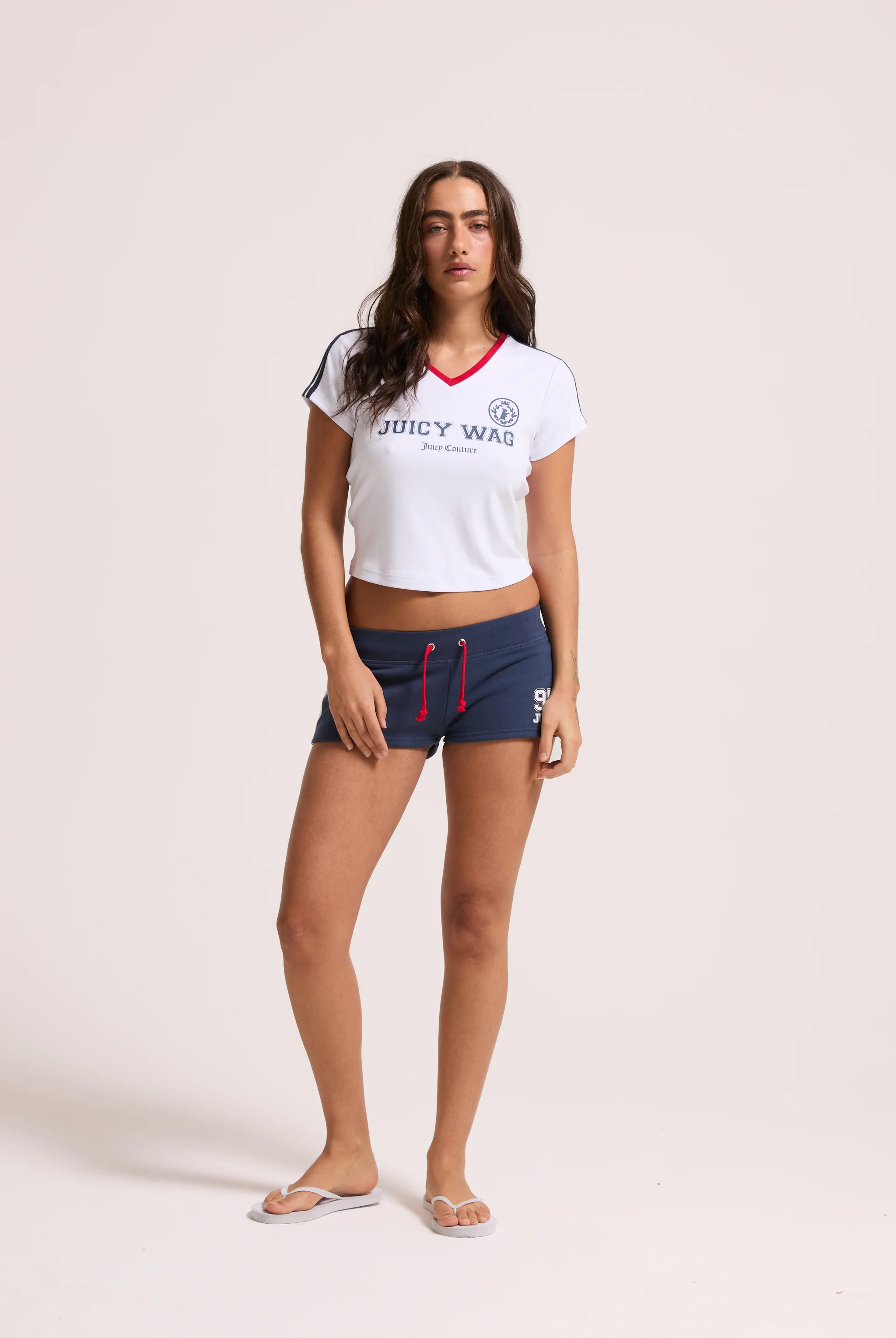 WHITE JUICY WAG V NECK T-SHIRT - Image 5